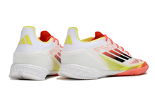 Carregar imagem no visualizador da galeria, Adidas F50 Elite Futsal IC - Pure Victory
