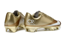 Carregar imagem no visualizador da galeria, Nike Mercurial Vapor Superfly Elite FG - Remake  Dourado
