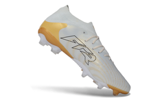 Carregar imagem no visualizador da galeria, Puma Future 9 Ultimate FG - Whiteout
