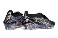 Carregar imagem no visualizador da galeria, Adidas Predator 26 Elite Tongue FG -  Preto
