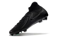Carregar imagem no visualizador da galeria, Nike Phantom Luna Elite II FG - Preto
