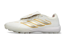Carregar imagem no visualizador da galeria, Adidas Predator League 26 Society - Branco Dourado
