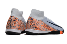 Carregar imagem no visualizador da galeria, Nike Air Zoom Mercurial Superfly 10 Elite Futsal - Cinza Laranja
