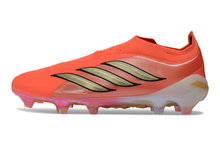 Carregar imagem no visualizador da galeria, Adidas Predator 26 Elite LL FG - Road to Glory
