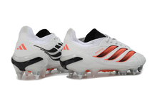 Carregar imagem no visualizador da galeria, Adidas Predator 26 Elite SG - Chaos vs Control
