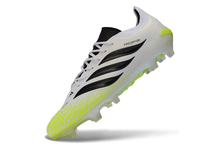 Carregar imagem no visualizador da galeria, Adidas Predator 26 Elite FG
