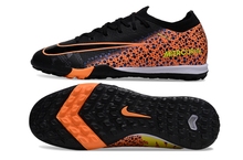 Carregar imagem no visualizador da galeria, Nike Air Zoom Mercurial Vapor 16 Elite TF - Preto Laranja
