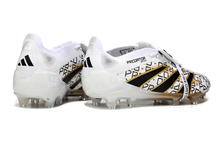 Carregar imagem no visualizador da galeria, Adidas Predator 25 Elite Tongue FG
