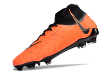 Carregar imagem no visualizador da galeria, Nike Phantom Luna Elite FG - Laranja Preto
