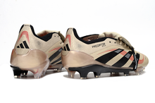 Carregar imagem no visualizador da galeria, Adidas Predator 25 Elite Tongue FG - Dourada
