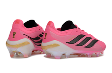 Carregar imagem no visualizador da galeria, Adidas Predator 26 Elite FG - Rosa
