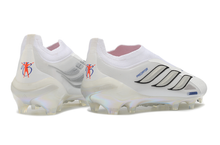 Carregar imagem no visualizador da galeria, Adidas Predator 26 Elite LL FG

