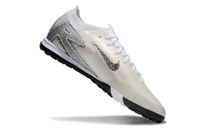 Carregar imagem no visualizador da galeria, Nike Air Zoom Mercurial Vapor 16 Elite TF - Branco Cinza
