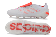 Carregar imagem no visualizador da galeria, Adidas Predator 26 Elite Tongue FG

