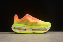 Carregar imagem no visualizador da galeria, NIKE VOMERO PREMIUM
