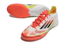 Carregar imagem no visualizador da galeria, Adidas F50 Elite Futsal IC - Pure Victory
