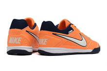 Carregar imagem no visualizador da galeria, Nike SB Gato Futsal - Laranja
