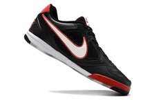 Carregar imagem no visualizador da galeria, Nike SB Gato Futsal - Preto Vermelho
