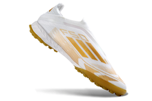 Carregar imagem no visualizador da galeria, Adidas F50 Elite Laceless Society - Branco Dourado
