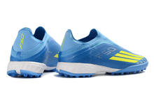 Carregar imagem no visualizador da galeria, Adidas F50 Elite Laceless Society - Ice Cold Precision

