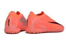 Carregar imagem no visualizador da galeria, Nike Air Zoom Mercurial Vapor 16 Elite TF - Laranja
