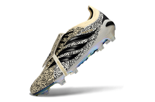 Carregar imagem no visualizador da galeria, Adidas Predator 26 Elite Tongue FG
