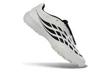 Carregar imagem no visualizador da galeria, Adidas Predator League 26 Society
