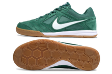 Carregar imagem no visualizador da galeria, Nike SB Gato Futsal - Verde
