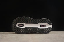 Carregar imagem no visualizador da galeria, NIKE VOMERO PREMIUM
