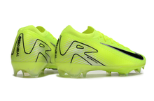 Carregar imagem no visualizador da galeria, Nike Air Zoom Mercurial Vapor 16 Elite FG - Mad Voltage Pack

