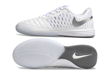 Carregar imagem no visualizador da galeria, Nike Lunar Gato II Futsal
