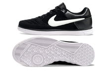 Carregar imagem no visualizador da galeria, Nike Gato Futsal - Black
