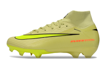 Carregar imagem no visualizador da galeria, Nike Feminina Air Zoom Superfly 9 FG Elite - Verde
