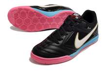 Carregar imagem no visualizador da galeria, Nike SB Gato Futsal - Preto Rosa
