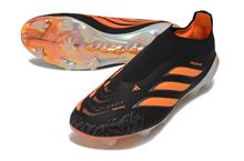 Carregar imagem no visualizador da galeria, Adidas Predator 26 Elite LL FG
