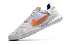 Carregar imagem no visualizador da galeria, Nike Street Gato Futsal - Branco
