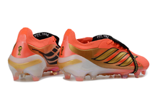 Carregar imagem no visualizador da galeria, Adidas Predator 26 Elite Tongue FG
