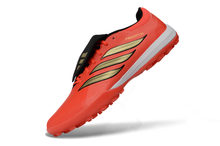 Carregar imagem no visualizador da galeria, Adidas Predator League 26 Society - Road to Glory
