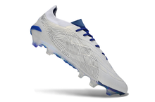 Carregar imagem no visualizador da galeria, Adidas Predator 26 Elite FG
