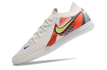 Carregar imagem no visualizador da galeria, Nike Phantom GX2 Elite Futsal - Barna
