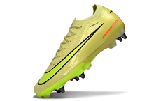 Carregar imagem no visualizador da galeria, Nike Air Zoom Mercurial Vapor 16 Elite SG TRAVA MISTA - Max Voltage

