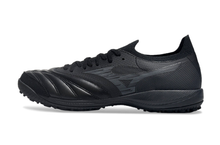 Carregar imagem no visualizador da galeria, Mizuno Morelia Neo Sala β Society - Black
