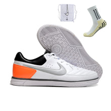 Carregar imagem no visualizador da galeria, Nike Gato Futsal - Branco Preto
