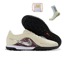Carregar imagem no visualizador da galeria, Nike Tiempo Legend Maestro PRO Society - United 03
