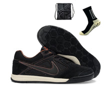 Carregar imagem no visualizador da galeria, Nike SB Gato Futsal - Preto
