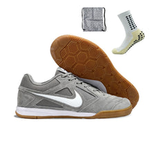 Carregar imagem no visualizador da galeria, Nike SB Gato Futsal - Cinza
