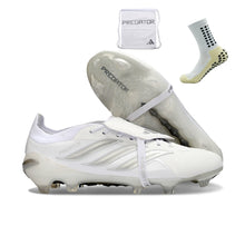 Carregar imagem no visualizador da galeria, Adidas Predator 26 Elite Tongue FG
