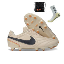 Carregar imagem no visualizador da galeria, Nike Tiempo Ligera Pro FG - Bege
