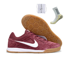 Carregar imagem no visualizador da galeria, Nike SB Gato Futsal
