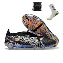 Carregar imagem no visualizador da galeria, Adidas Predator 26 Elite Tongue FG -  Preto
